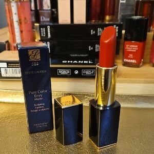 Estee Lauder Pure Color Envy Matte Lipstick -  Decisive Poppy. Magnetic Cap